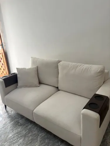 Sofá de 2 lugares com molas 