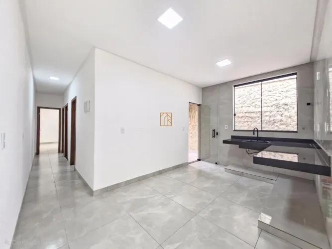 CASA A VENDA B. ANTÔNIO FONSECA C/ 03 QUARTOS 01 SUITE, SALA, COZINHA E QUINTAL
