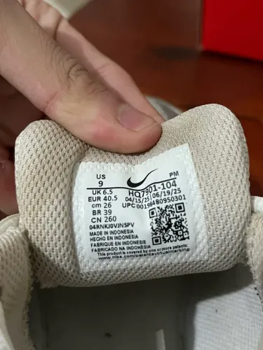TÊNIS NIKE V5 RNR