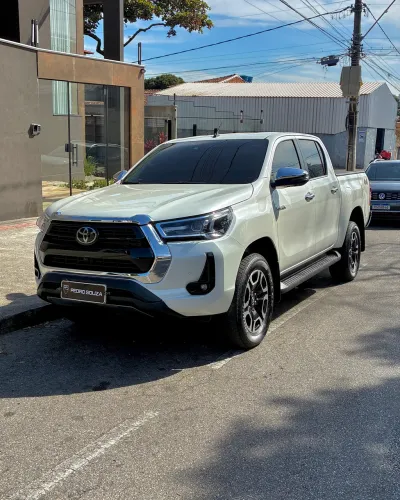 Toyota Hilux CD SRX 4X4 2.8 TDI 16V Diesel Aut. 2022