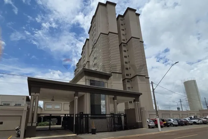 Apartamento de três quartos com suíte - Primeira Locação