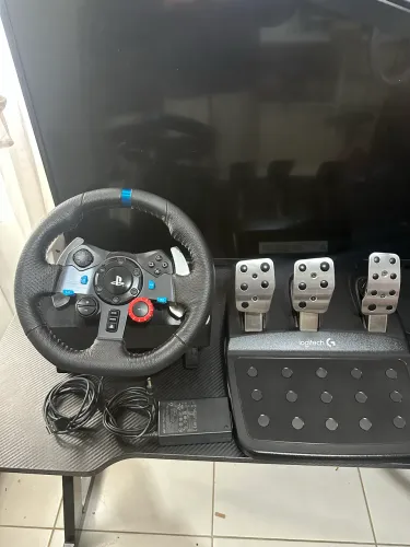 Volante logitech G29 PlayStation e pc perfeito