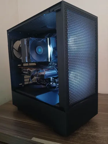 Pc gamer roda tudo ryzen 5 5600 rx 6750xt + Monitor 180hz