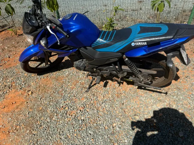 Yamaha Fazer - Azul | Linda