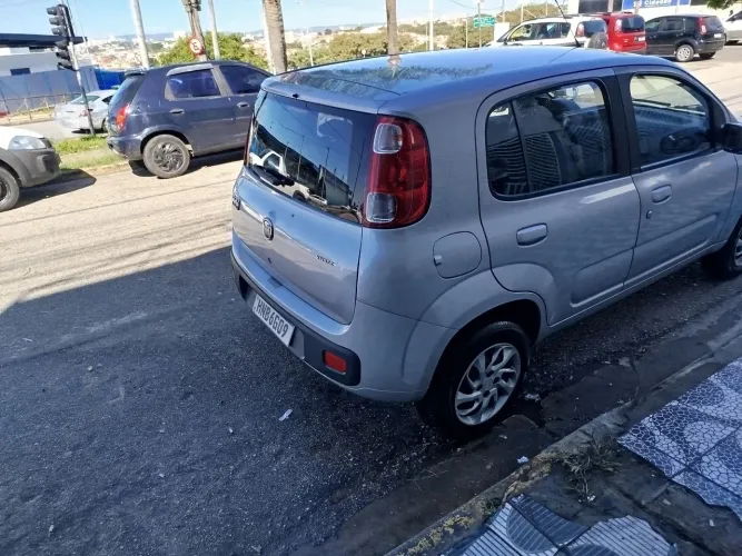 Fiat Uno Vivace 1.0 EVO Fire Flex 8V 3P 2013