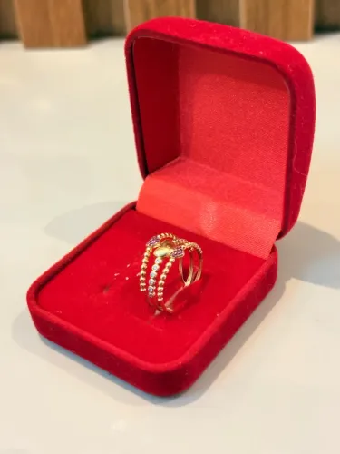 Anel de ouro 18k / 2.3g / TAM 18/19