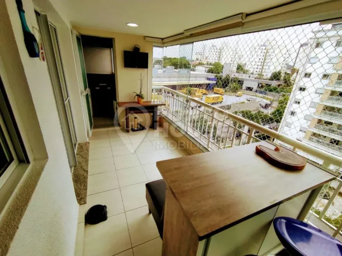 Apartamento à venda no bairro da Saúde, 3 dormitórios, 1 suíte