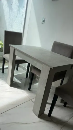 MESA DE JANTAR 4 cadeiras