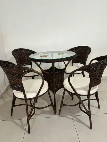 Conjunto de mesa alto padrão