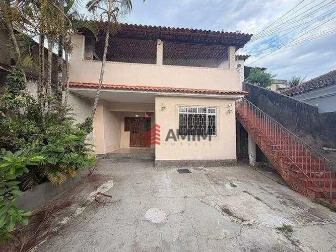 2 Casas à Venda no Fonseca com quintal e vaga Fonseca - Niterói/RJ