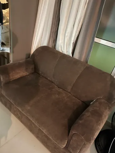 Sofá Marrom Pequeno