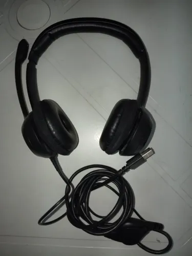 Headset com fio USB Logitech H390 - 02 unidades