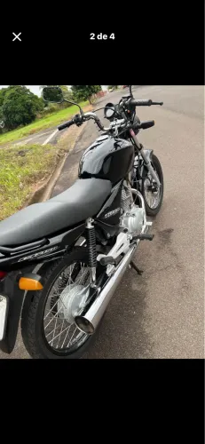 Vendo 150 kit pintado parafusos cromado moto em perfeito estado so anda passo cartão