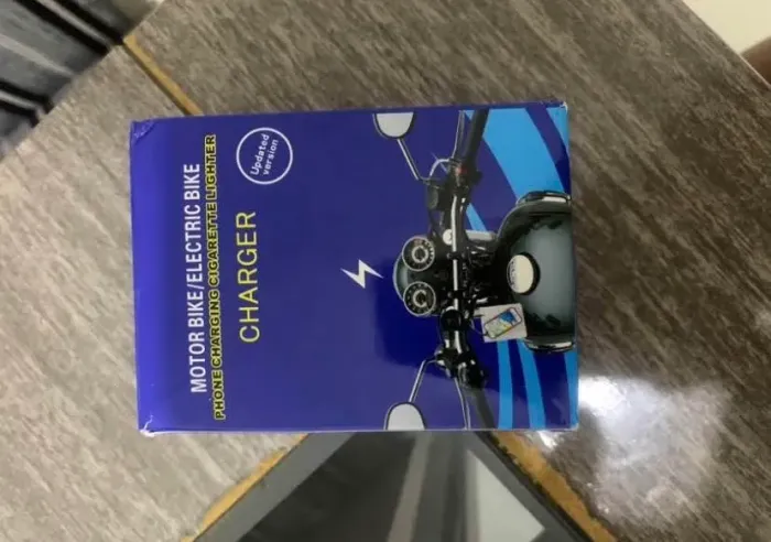 Carregador de telefone para moto