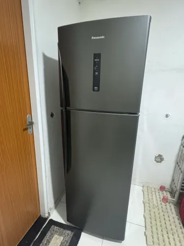 Geladeira Panasonic 387l