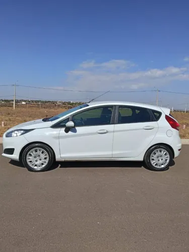 Ford Fiesta 1.5 16V Flex Mec. 5P 2014