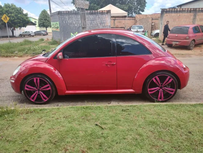 Volkswagen New Beetle 2.0 MI Mec./aut. 2009