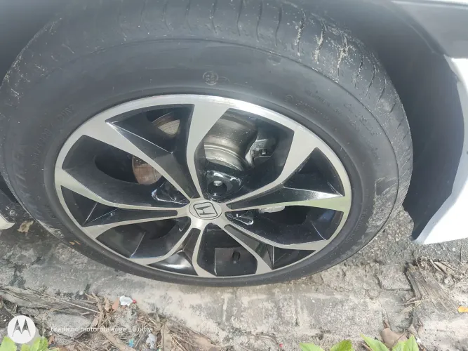 Rodas 17 com pneu zero 5x114