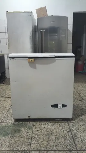 VENDE-SE FREEZER HORIZONTAL PROSDÓCIMO 220V, 209 LITROS