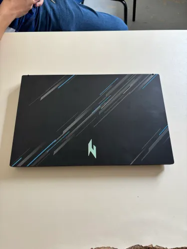 Acer Nitro V15 - RTX 3050 / I10 -13H / 512 GB SSD / 8 GB
