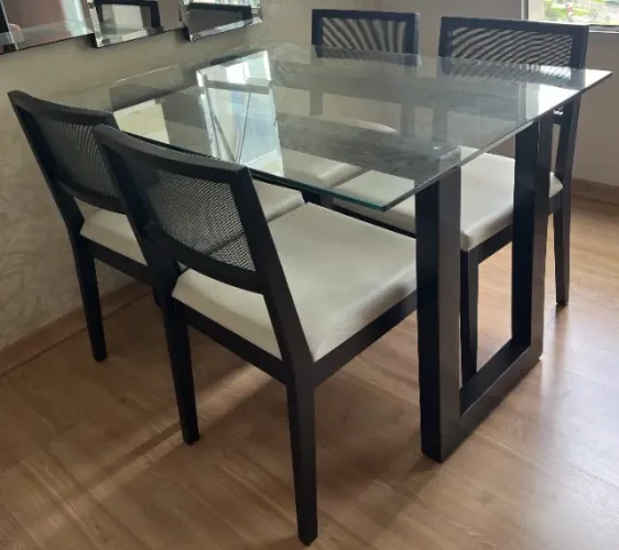 Mesa de jantar moderna e cadeiras mesa de jantar - KIT 4 pçs - semi novas