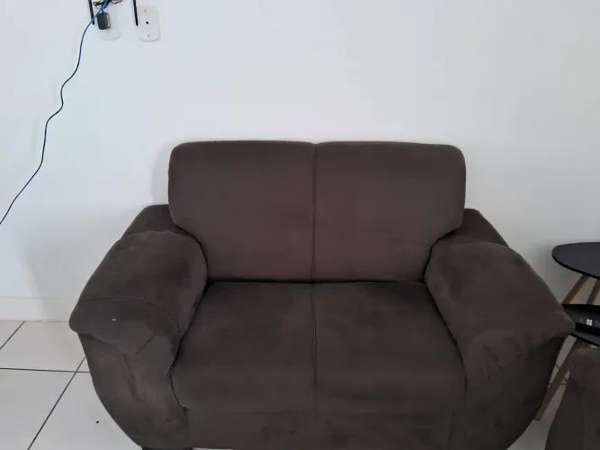 Vendo um sofá em perfeito Estado de conservação 2 e 3 lugares