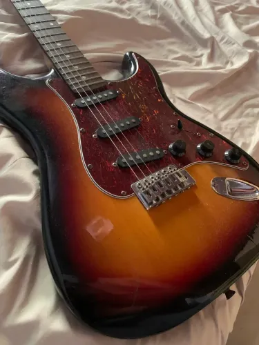 Guitarra Gianinni