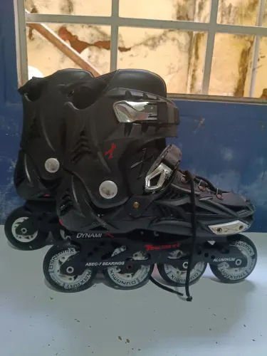 Patins Traxart dynamix tamanho 38 ao 40 PRA VENDER LOGO