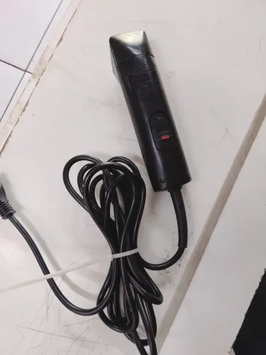 Máquina de tosa Andis