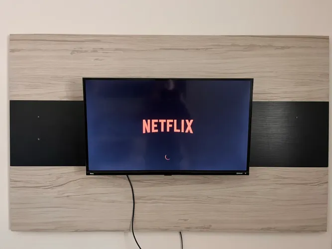 Tv smart 32 pol + painel