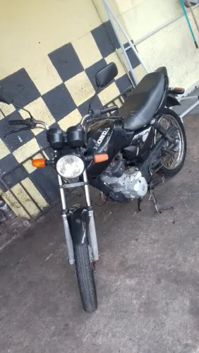 Vendo moto boa vendo como está