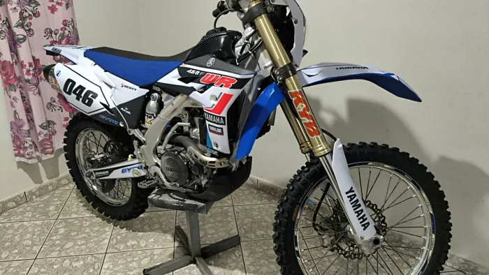 WR 450f. Sem detalhes. Cheio de acessórios, pouco usada. Pego moto 2 tempos 