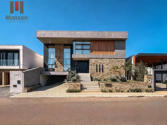 Casa extraordinária com 4 suítes à venda, 700 m² por R$ 3.490.000 - Portal do Aeroporto -