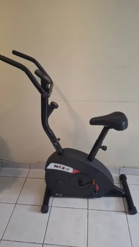 Bicicleta ergométrica Dream Fitness MAX V