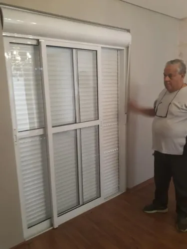 PERSIANA INTEGRADA MANUAL OU AUTOMATIZADA