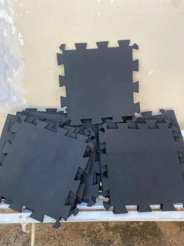Kit 17 Placas De Tatame EVA 50x50cm - Preto (Usado)