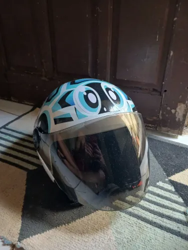 OPORTUNIDADE !! CAPACETE AGU POR UM PREÇO IMPERDIVEL!!!!