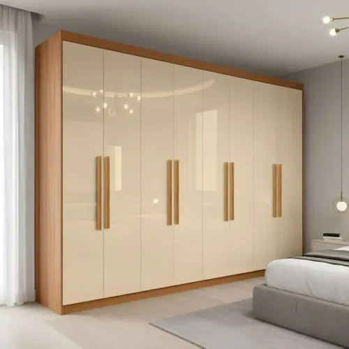 Roupeiro Novo 8 Portas