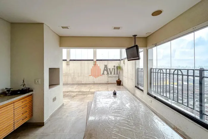 Cobertura Duplex 360m² com 5 quartos, 4 suítes e 4 vagas para Locação ou Venda na Mooca