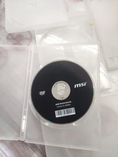 Caixa com 5 unidades pra dvd ou cd