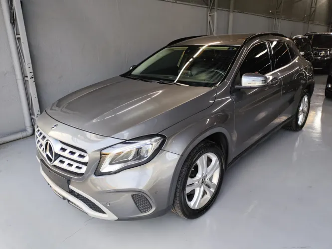 Mercedes-Benz GLA-200 GLA 200 Night 1.6. TB 16V Flex Aut. 2020