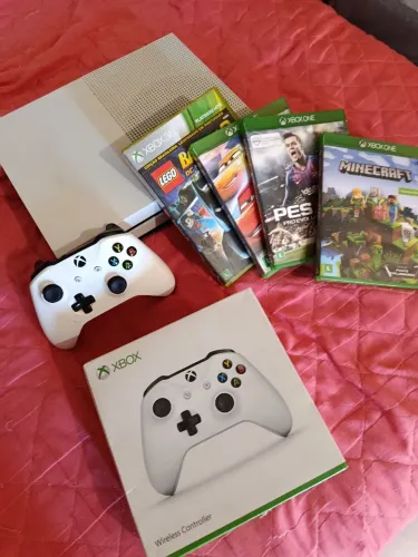 Xbox One S 1 Tera de memória