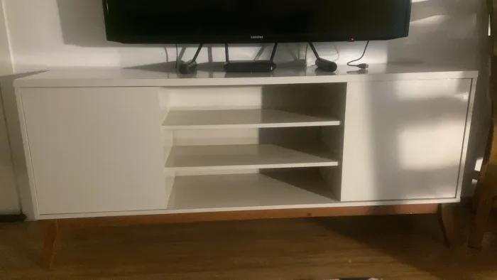 Rack novo de madeira