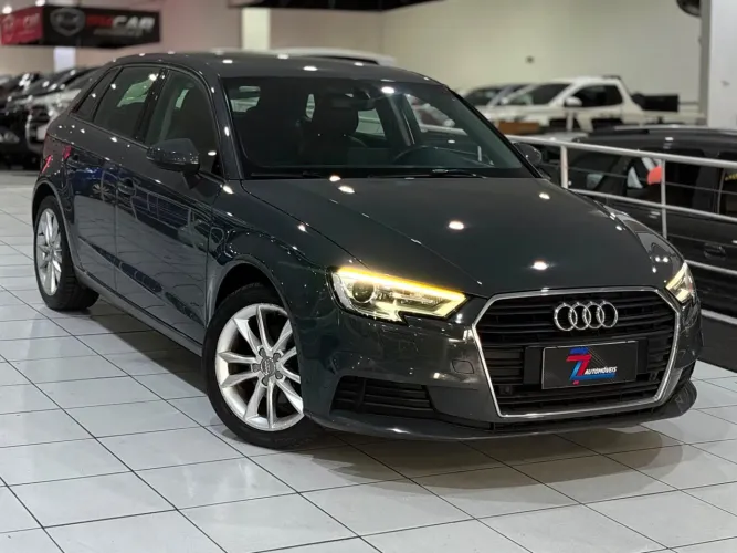 Audi A3 Sedan 1.4 TFSI Flex Tiptronic 4P 2018