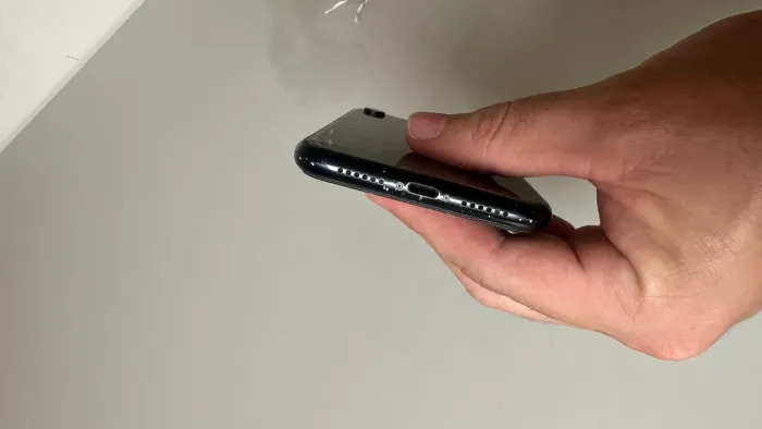 IPHONE XR 64gb