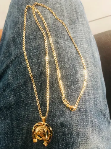 Vendo cordão da romanel