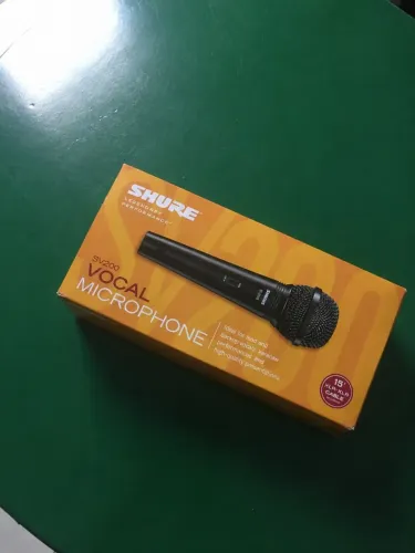 Microfone Shure SV200