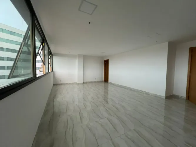Excelente Sala do Hangar Business Park, 55m², andar intermediário, piso porcelanato, boa i