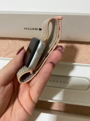 Apple Watch Series 3 - Excelente Estado com Carregador