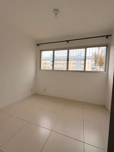 Imóvel para aluguel com 62 metros quadrados com 2 quartos
